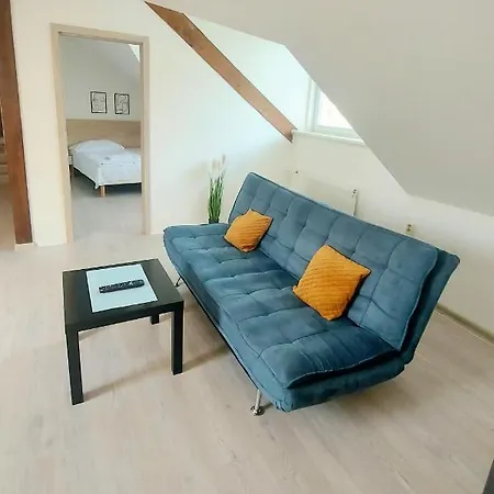 Pre 5 Osob, 2 Spalne, Podlavice 24h Self Checkin *