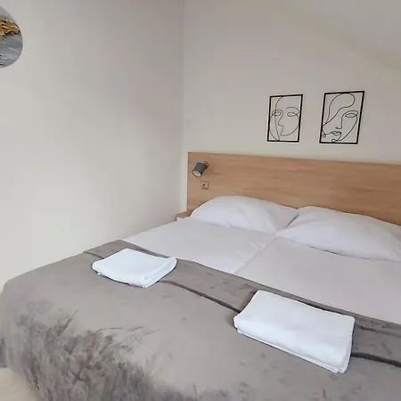 Pre 5 Osôb, 2 Spálne, Podlavice 24h Self Checkin