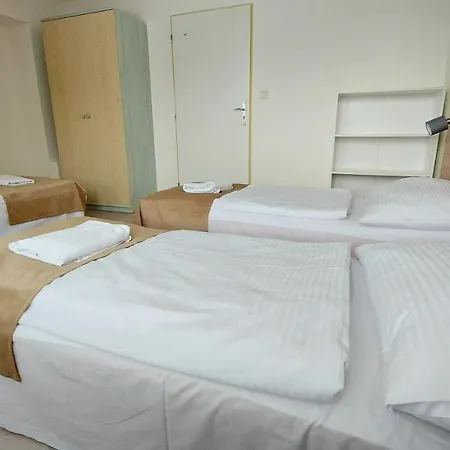 Pre 5 Osôb, 2 Spálne, Podlavice 24h Self Checkin Appartamento